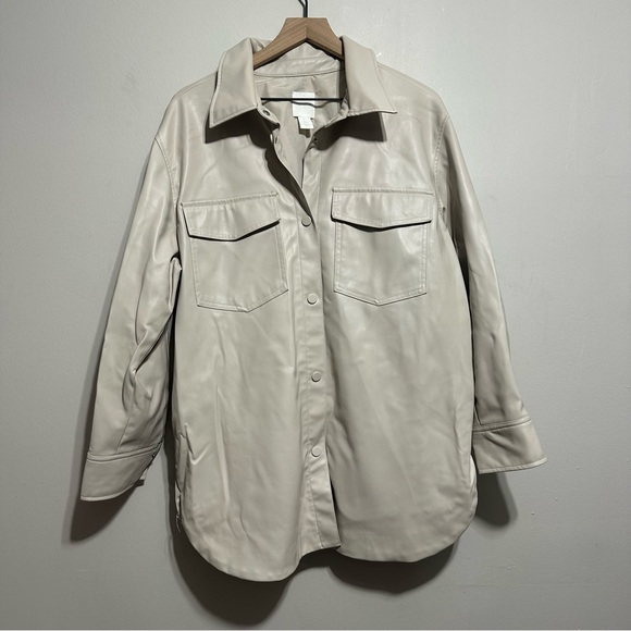 H&M Women’s Faux Leather Neutral Off White Jacket Oversized Grunge Size L - Picture 3 of 7